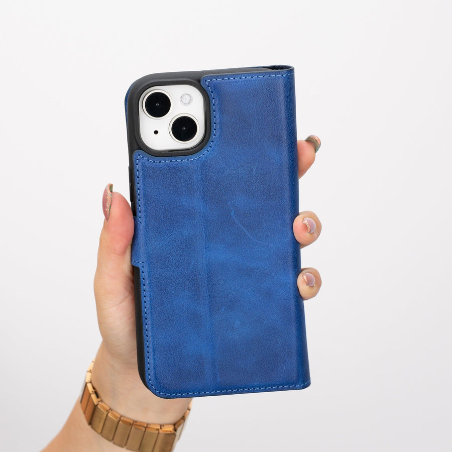 Funda tipo billetera de cuero desmontable con bloqueo RFID Ravenna para iPhone 15 Plus