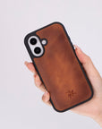 Funda de cuero Lucca Snap On para iPhone 15