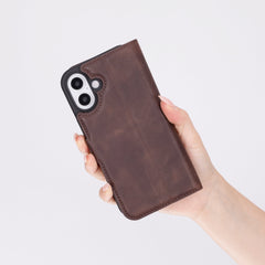 Funda tipo billetera de cuero desmontable con bloqueo RFID Ravenna para iPhone 15